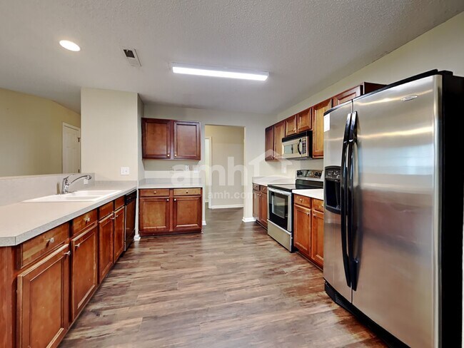 Foto del edificio - 5117 Torrey Ln