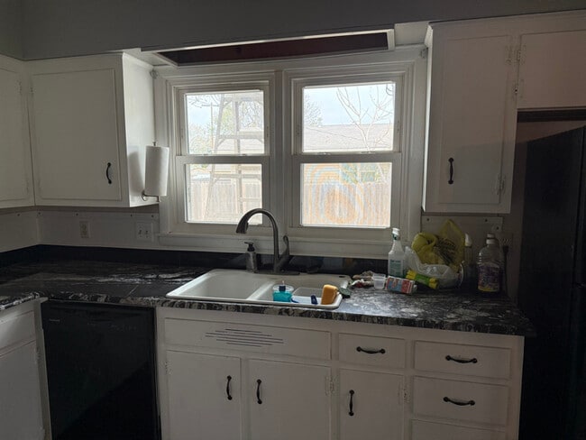 Building Photo - 4620 S Rusk St