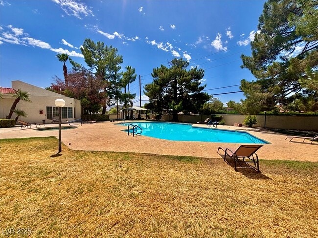 Building Photo - 2011 Cutlass Dr