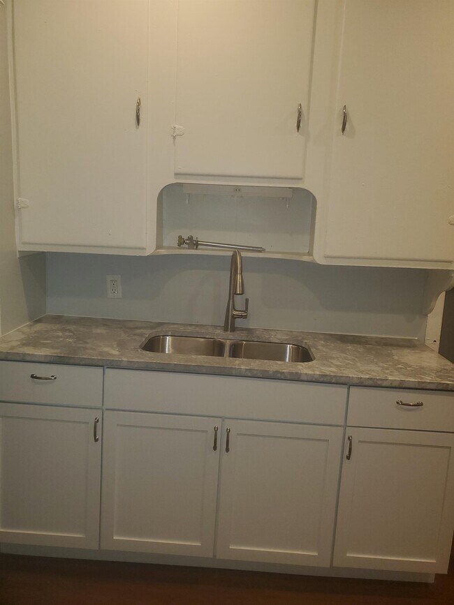 5121 McClellan Ave, Detroit, MI 48213 House Rental in Detroit, MI