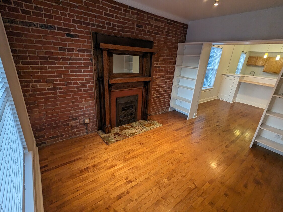 Primary Photo - 1760 N Franklin St