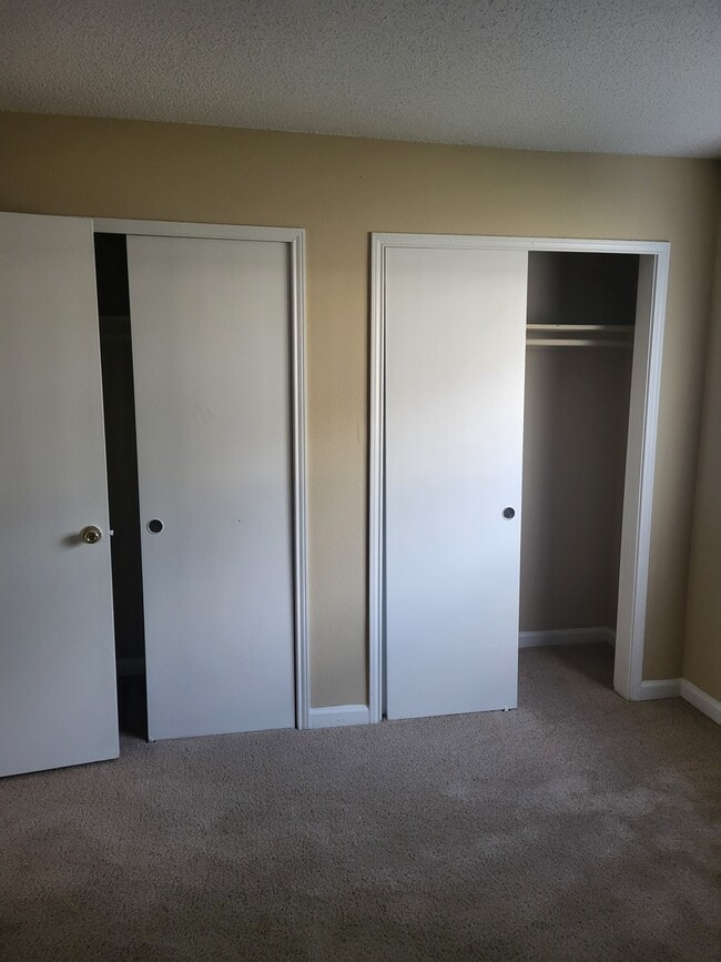 Building Photo - Stonewood