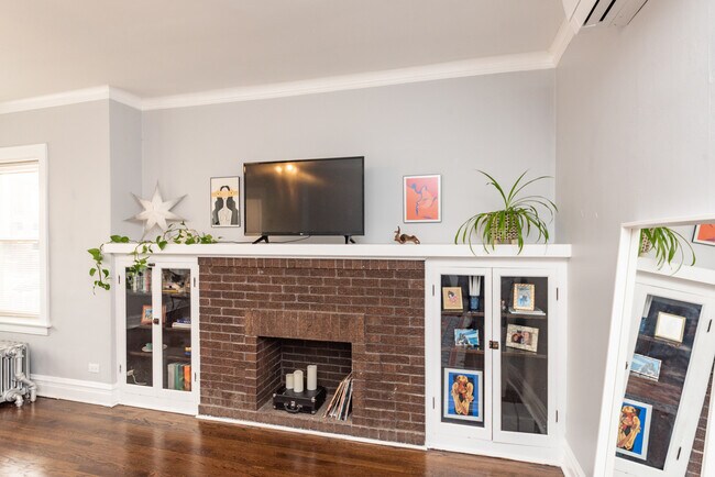 Foto del edificio - 4014 W Nelson St