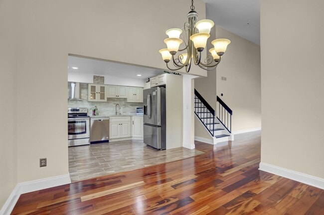 Building Photo - Charming Home with Modern Upgrades and Out...