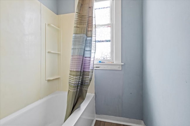 Building Photo - 364 Cleveland Ave