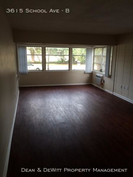 Foto del edificio - 3615 S School Ave
