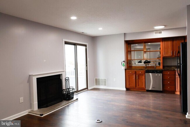 Foto del edificio - 3807 Babe Ct