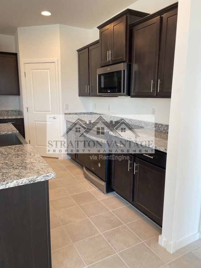 Foto del edificio - 2942 Kim Dr