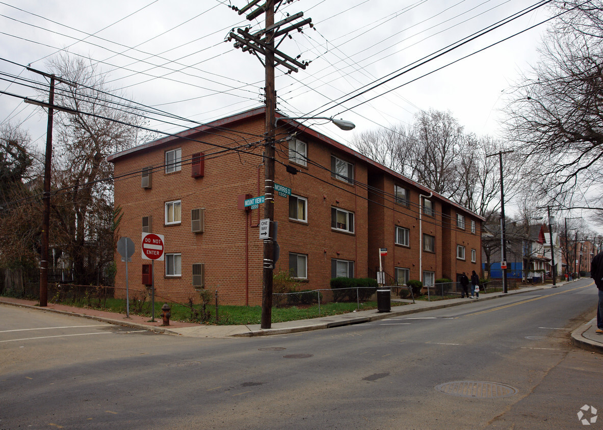 Primary Photo - Morris Road Apartment Homes