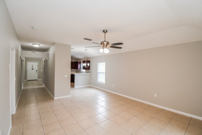 Building Photo - 5107 Johnson Creek Dr