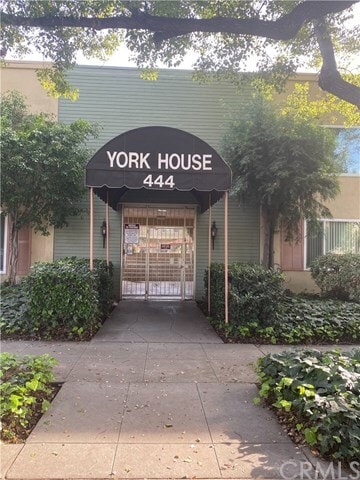 Primary Photo - 444 N Euclid Ave