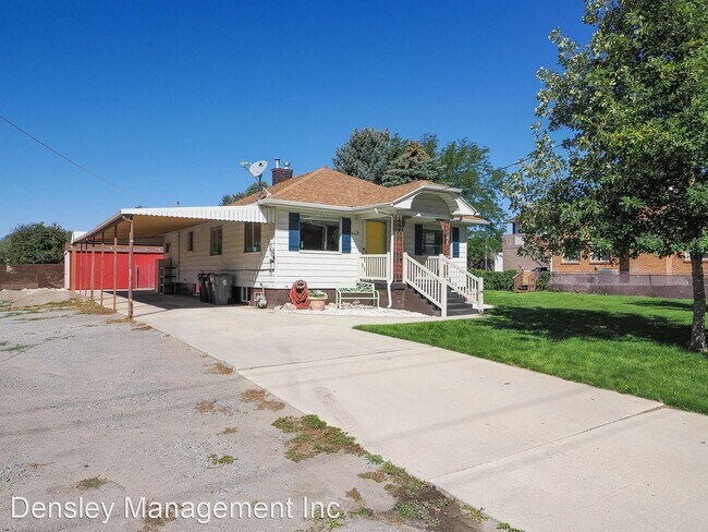 Foto del edificio - 4 br, 2 bath House - 449 N 500 E