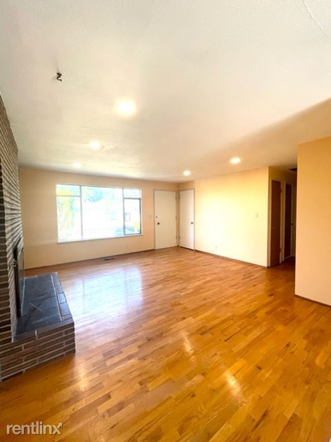 Foto del edificio - 3 br, 2 bath House - 10515 Southeast 232nd...