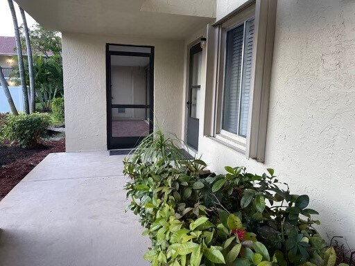 Building Photo - 6547 Chasewood Dr