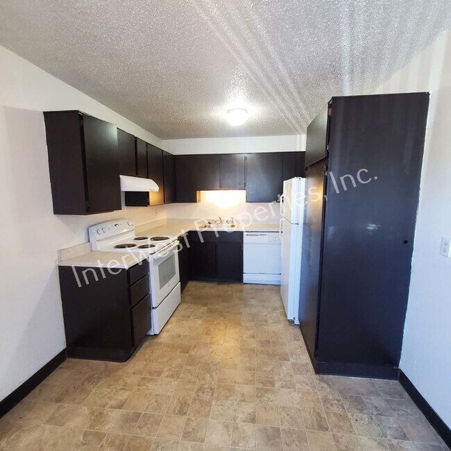 Foto del edificio - 11706 E Burnside St