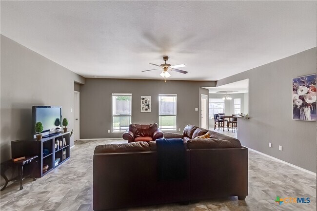 Building Photo - 5102 Screaming Eagle Cir