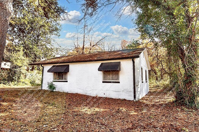 Building Photo - 2 br, 1 bath House - 3392 Washington Rd