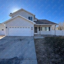 Building Photo - 1209 Sioux Ave