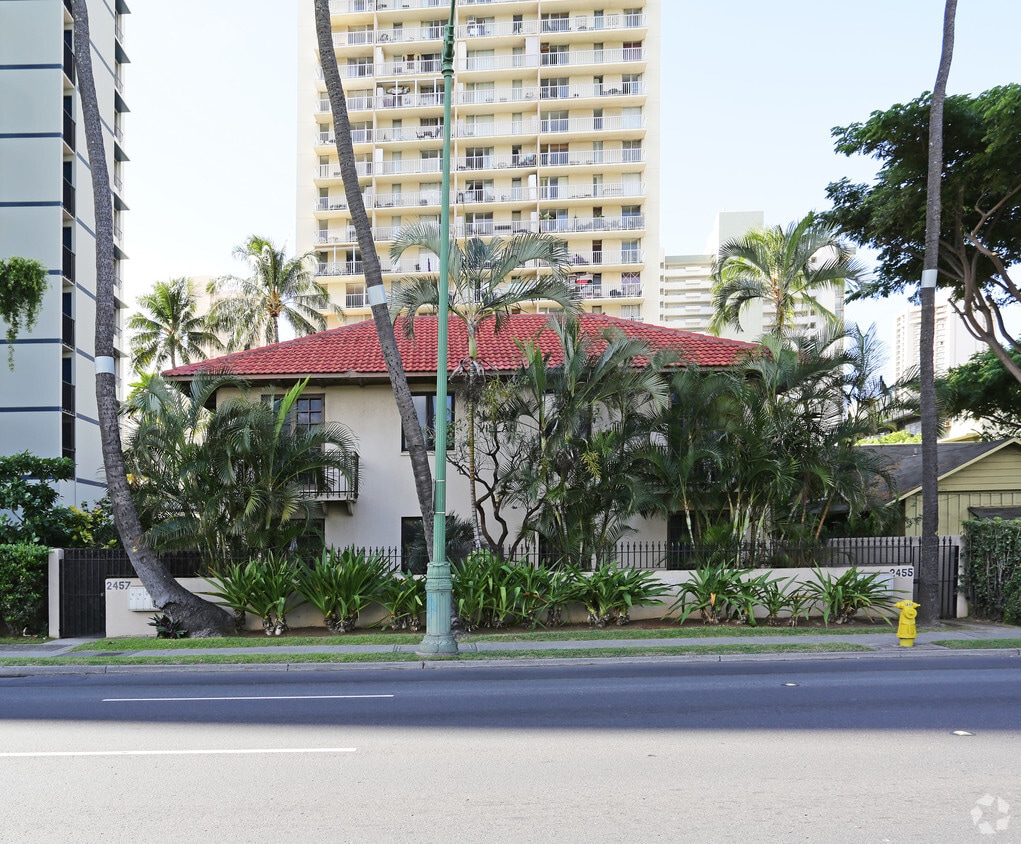 Building Photo - Ala Wai Villas