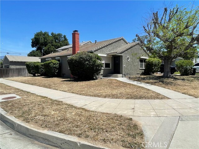 Building Photo - 1003 W Colton Ave
