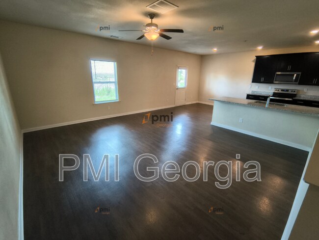 Foto del edificio - 3541 Falconwood Dr