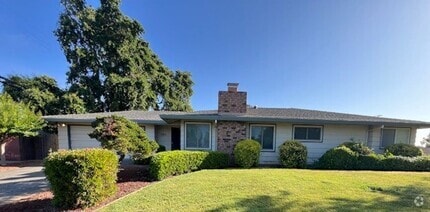 Building Photo - 1285 43rd Ave