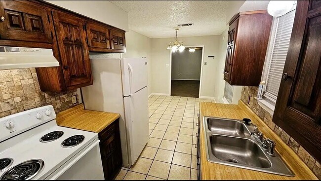 Foto del edificio - 140 Gerald St