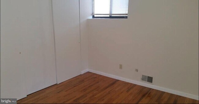 Foto del edificio - 932 Pine St