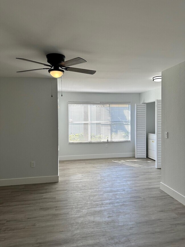 Building Photo - 1401 Village Blvd