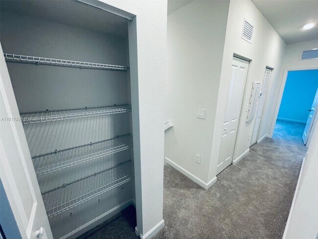 Foto del edificio - 12841 SW 243rd Ter