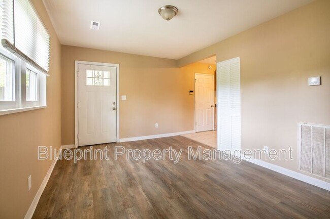 Foto del edificio - 252 Meadowdale Ave