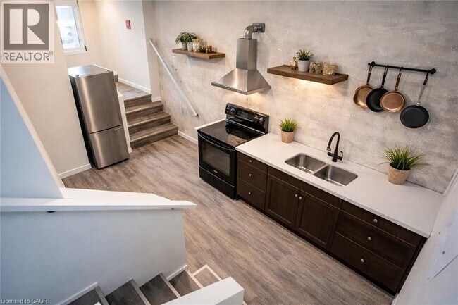 Photo du bâtiment - 40 Main St