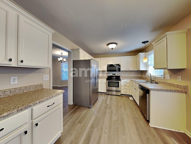 Foto del edificio - 6323 Stonewick Dr