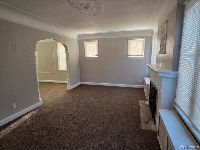 Building Photo - 5274 Nottingham Rd