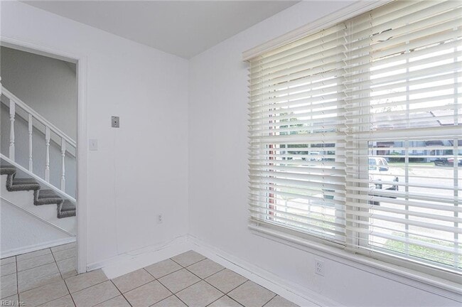 Building Photo - 5684 Campus Dr