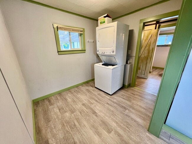 Building Photo - Ocean Park 2 Bedroom Home