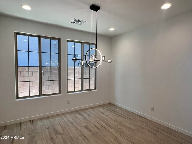 Building Photo - 21318 N 58th St
