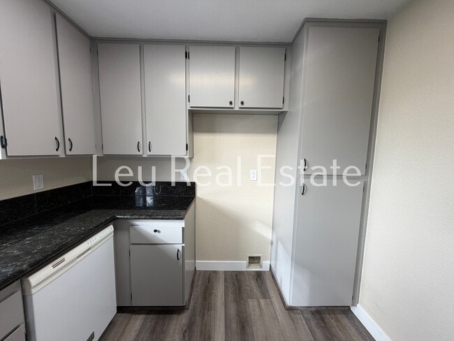 Foto del edificio - 7628 N Colony Wy