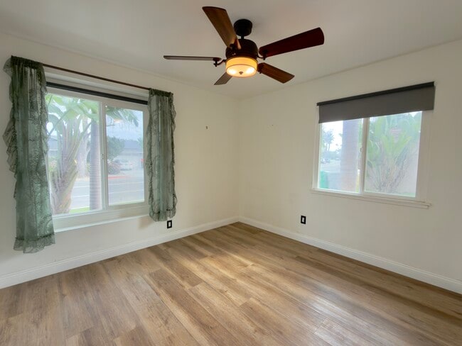 Foto del edificio - 4504 Moraga Ave