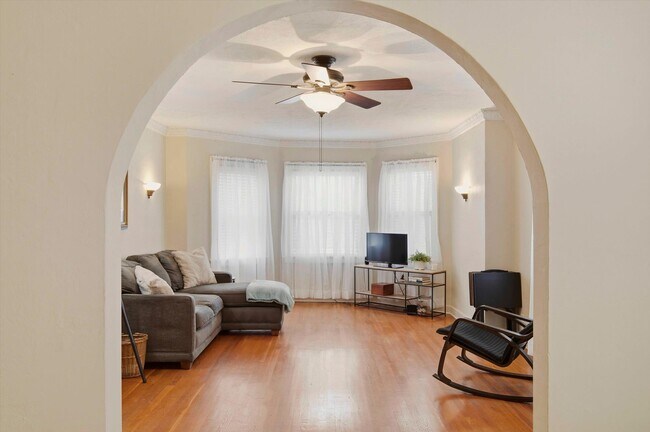 Foto del edificio - 4514 Broadway