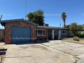 Building Photo - 3808 Sierra St
