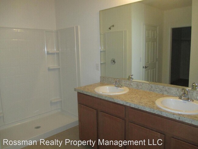 Foto del edificio - 4 br, 2 bath House - 116 SE 31st St