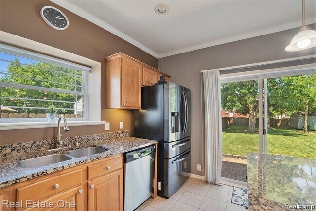 Foto del edificio - 2043 Vermont Ave