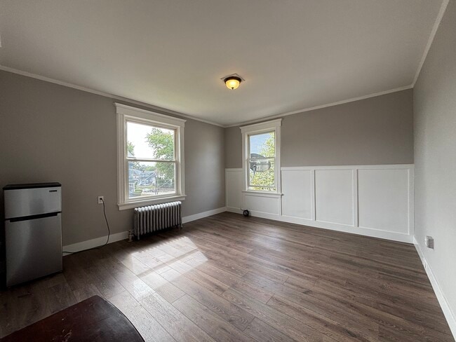 Building Photo - 191 Stiles St