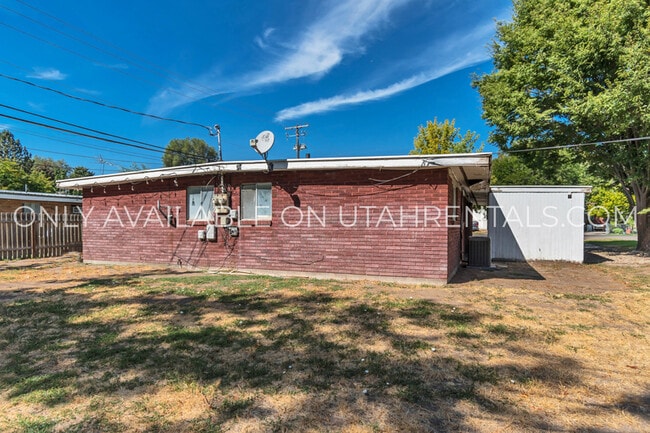 Building Photo - 595 W 1850 N