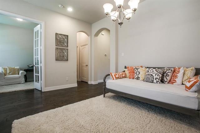 Foto del edificio - 675 Emily Ln