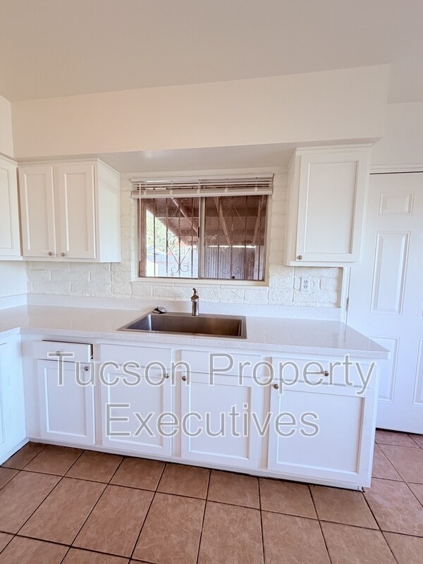 Foto del edificio - 1328-P1328 W Pennington St