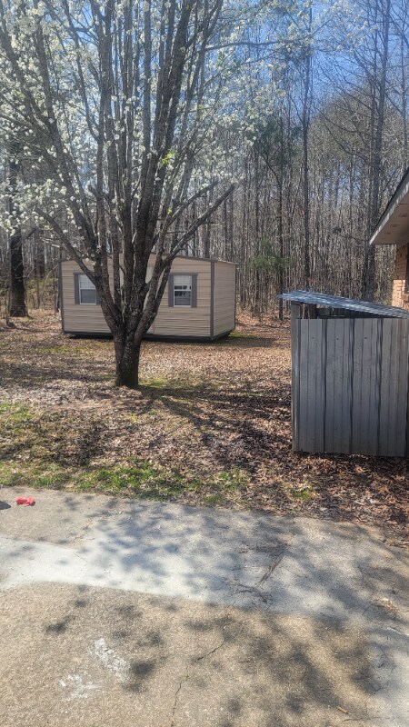 Foto del edificio - 619 Cherokee Rd