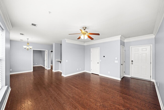 Building Photo - 2310 Elliott Ave