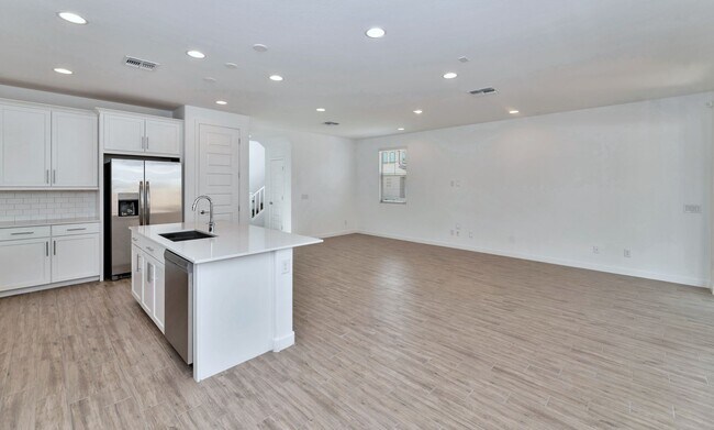 Building Photo - 9918 E Texas Ave Mesa, AZ 85212